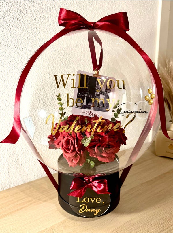 Luxe Valentijn Ballon met Foto en Rozen – Gepersonaliseerd Liefdescadeau