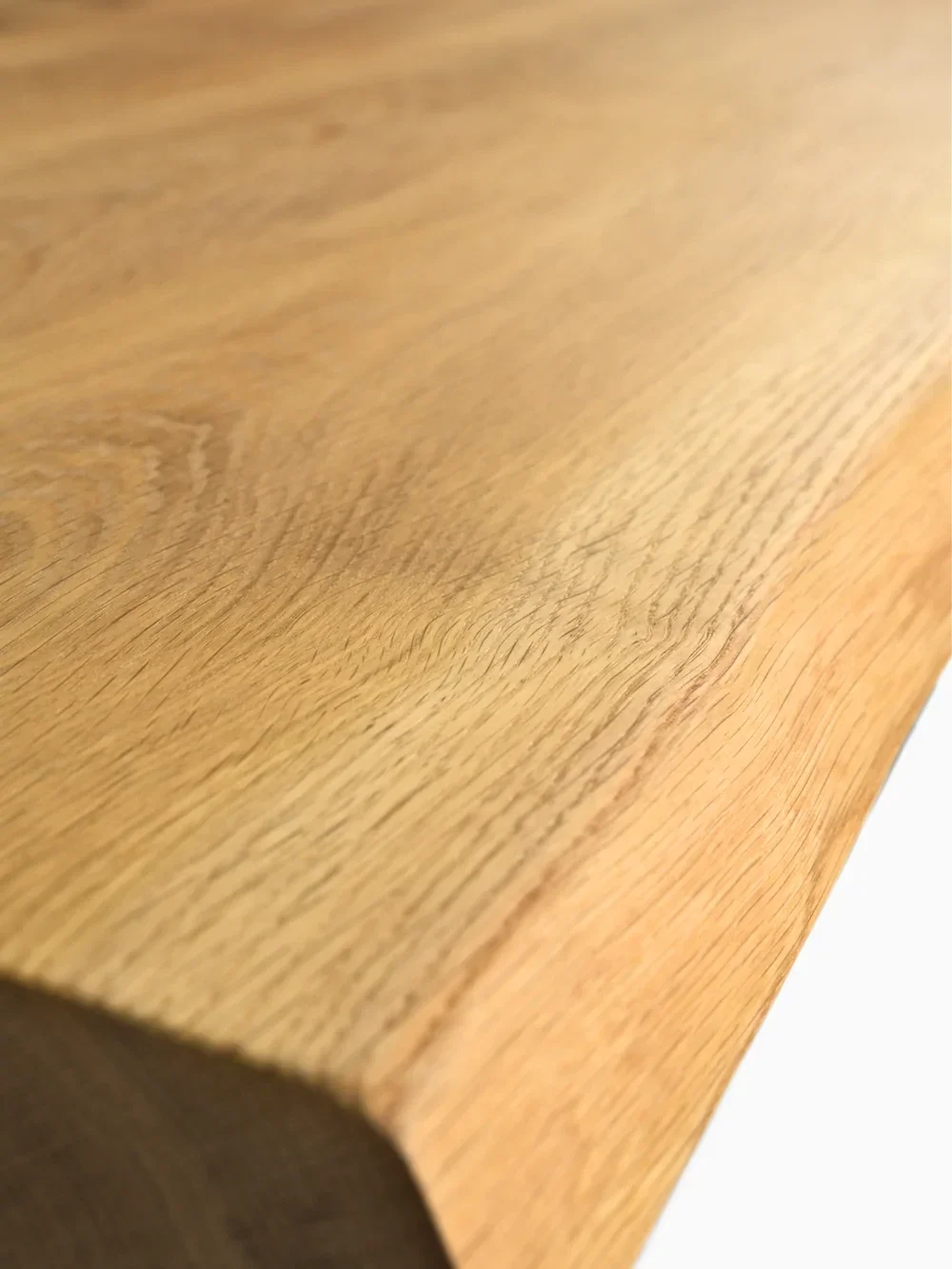 Table top with tree edge