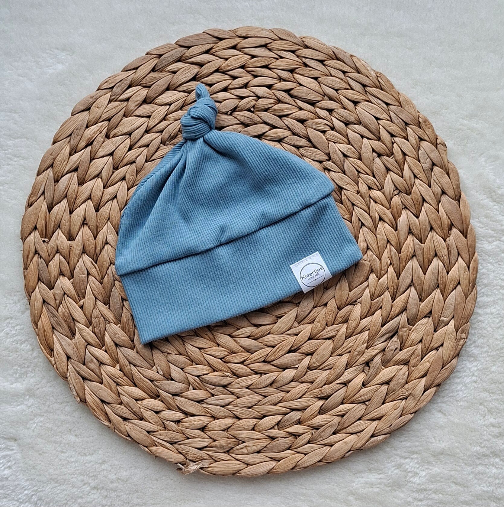 Mutsje blauw