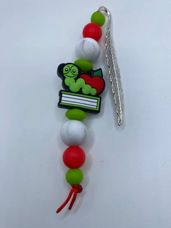 Signet Livre Et Chenille