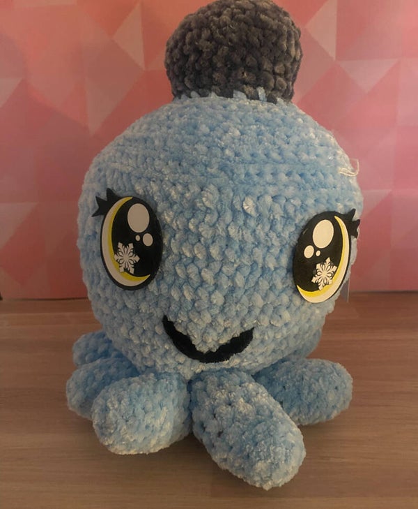 Jumbo Christmas Light Octopus (Light Blue)