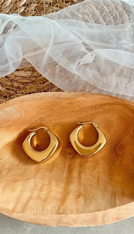 Gouden hart oorbellen – grotere statement dames oorbellen 18K titanium staal (2,8 cm)