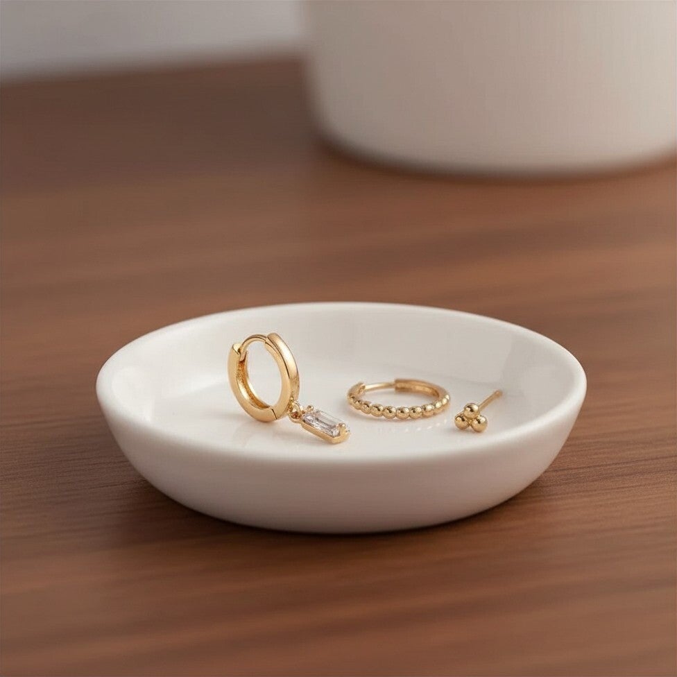 Set goudkleurige oorbellen – creolen & knopjes met zirconia (3 paar)