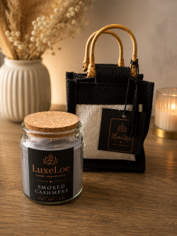 Geurkaars Luxeloe Smoked Cashmere