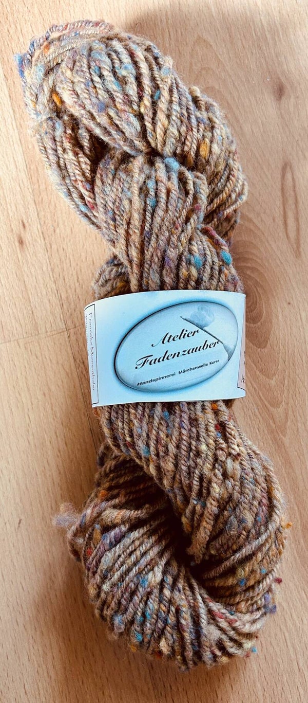 Tweedgarn handgefärbt