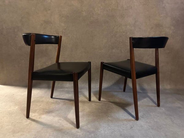Dyrlund chairs
