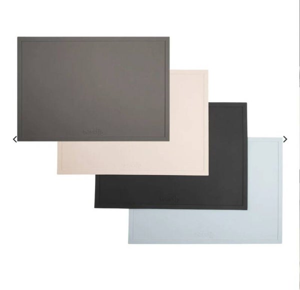 District 70 - SERVE Placemat - 50 x 35 cm - Dark Grey, Merengue and Ice Blue