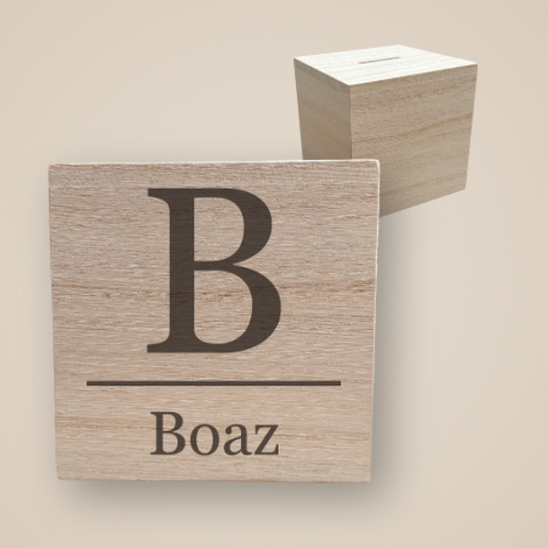 Houten spaarpot | met naam | hoofdletter