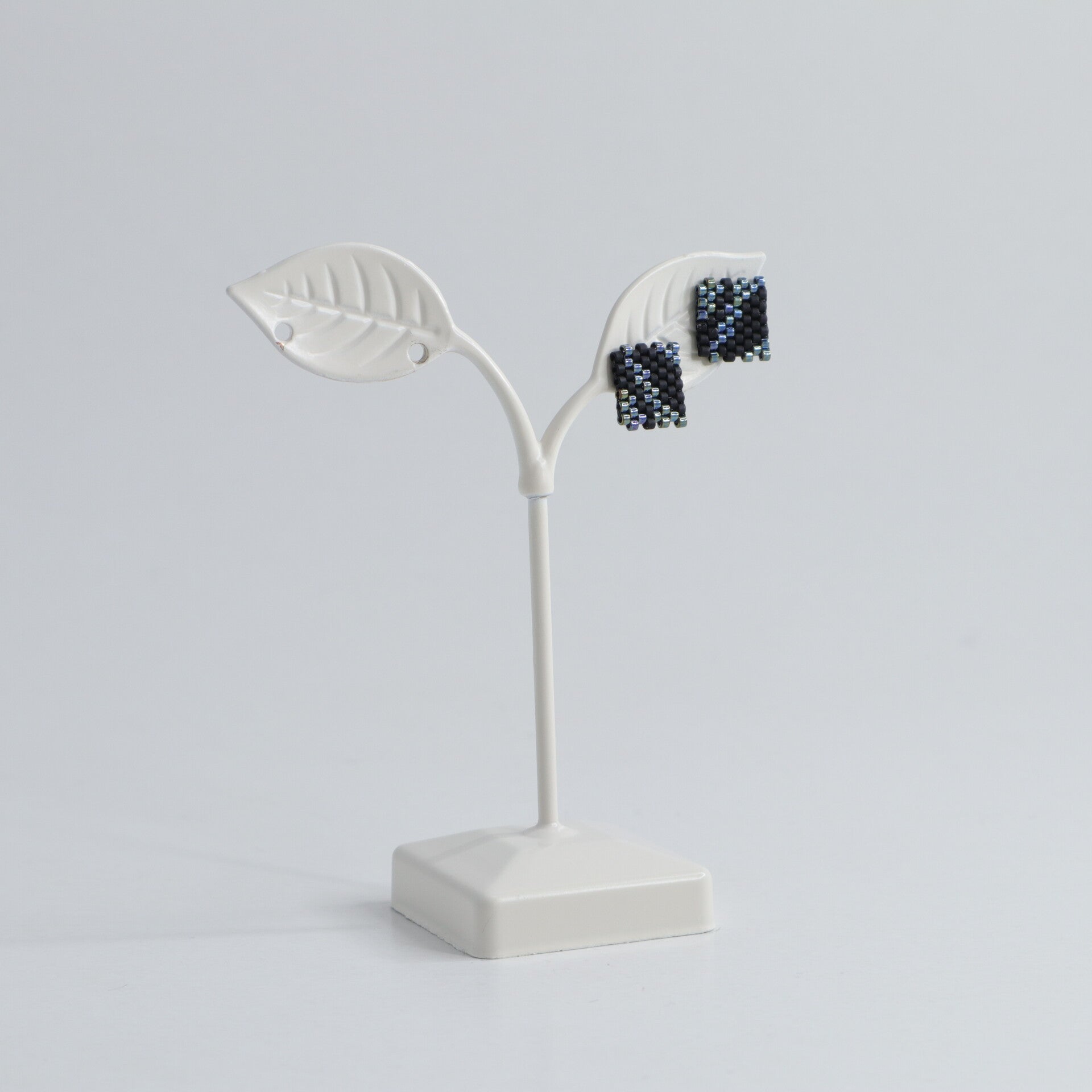 Lies Cerise Oorbellen Mini Zebra Zwart/Blauw