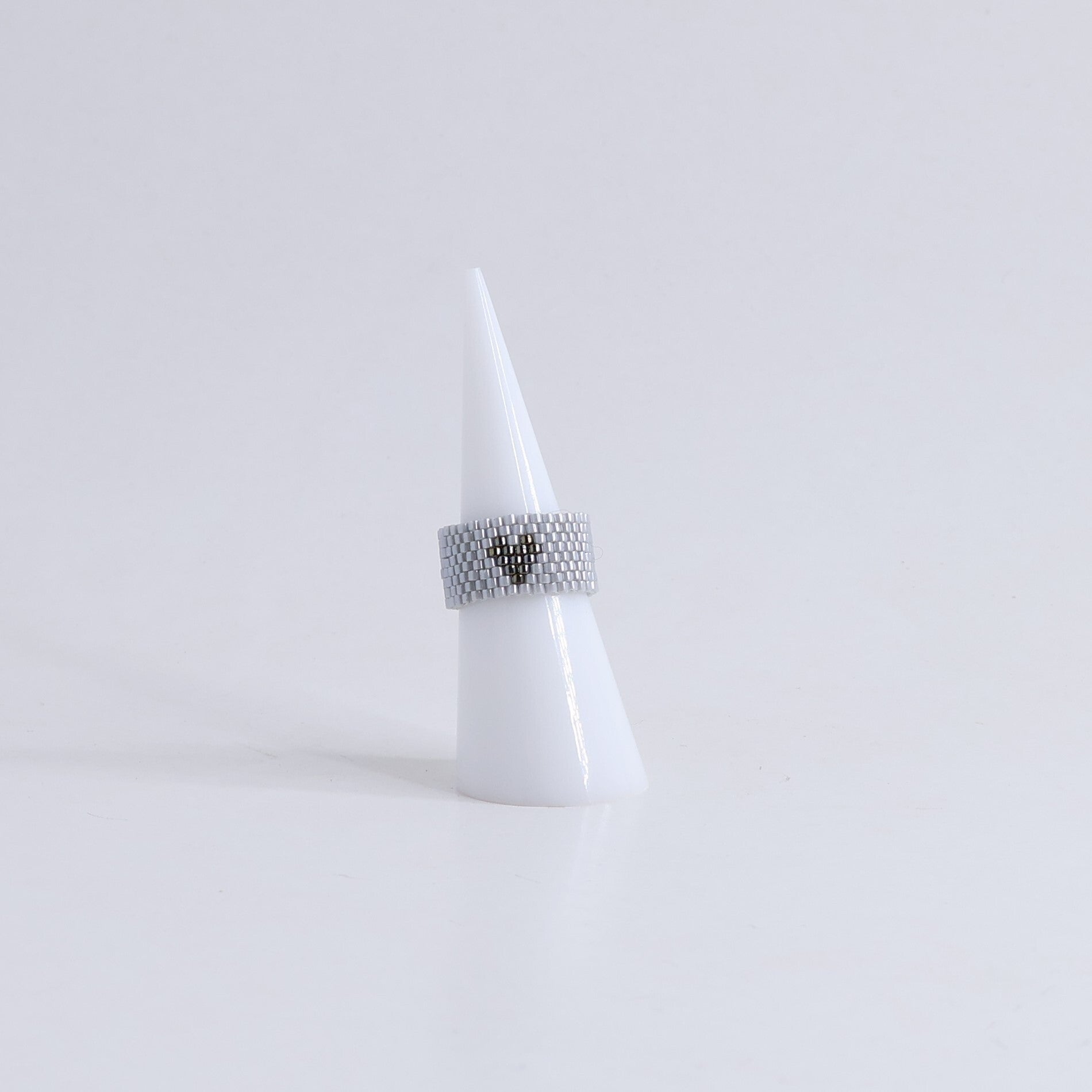 Lies Cerise Ring 'Larme Nacrée' Lief Larme