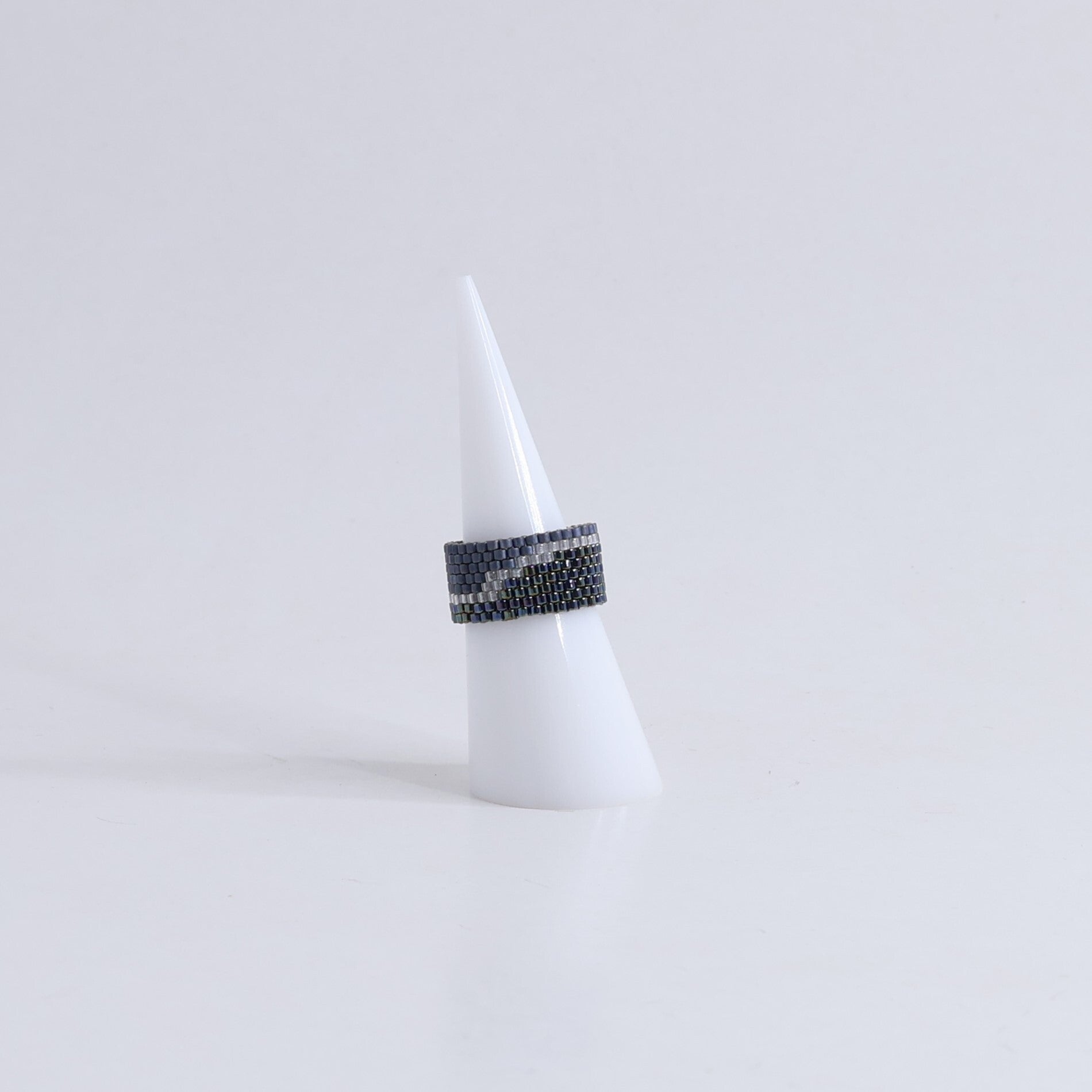 Lies Cerise Ring 'Pierre Bleue' Horizon