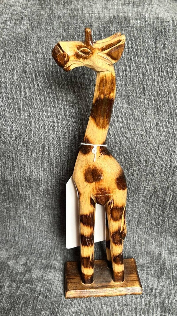 Medium  Giraffe