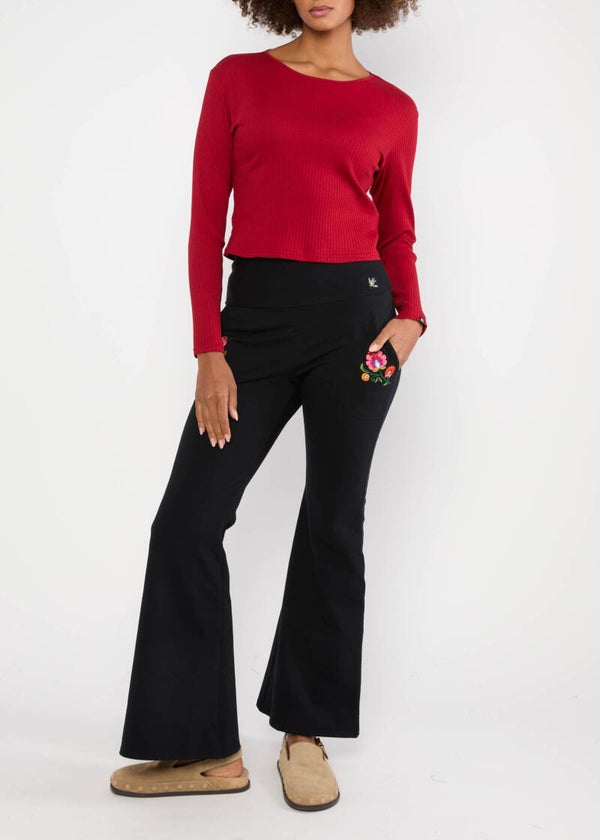 Easy flared cozy - back to black