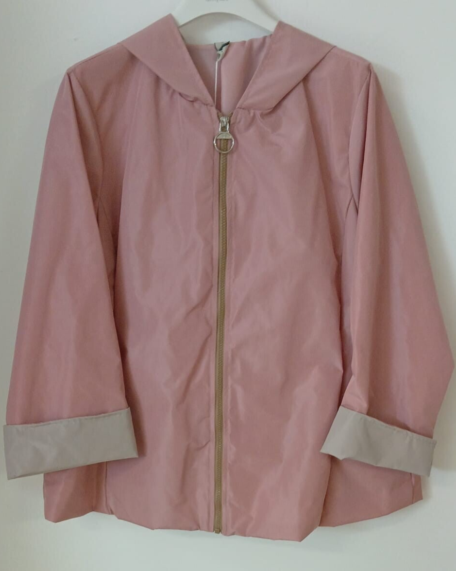 IMPERMEABILE CON CAPUCCIO E ZIP
