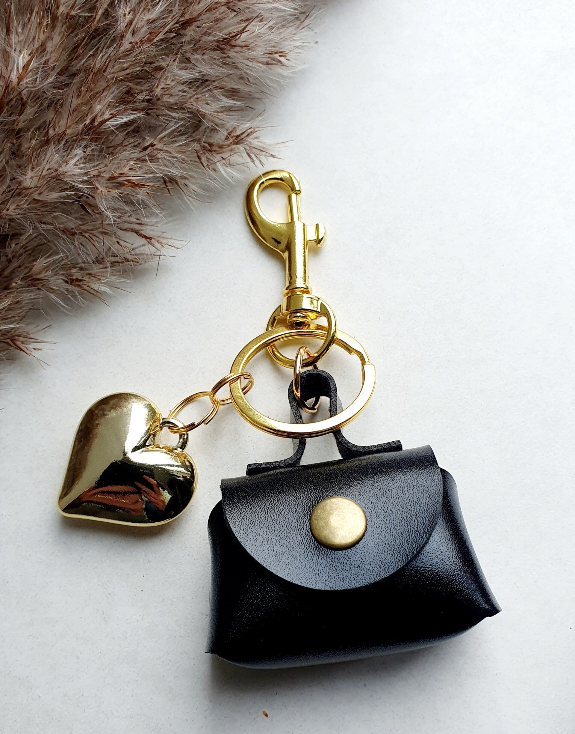 Sleutelhanger // tasje zwart