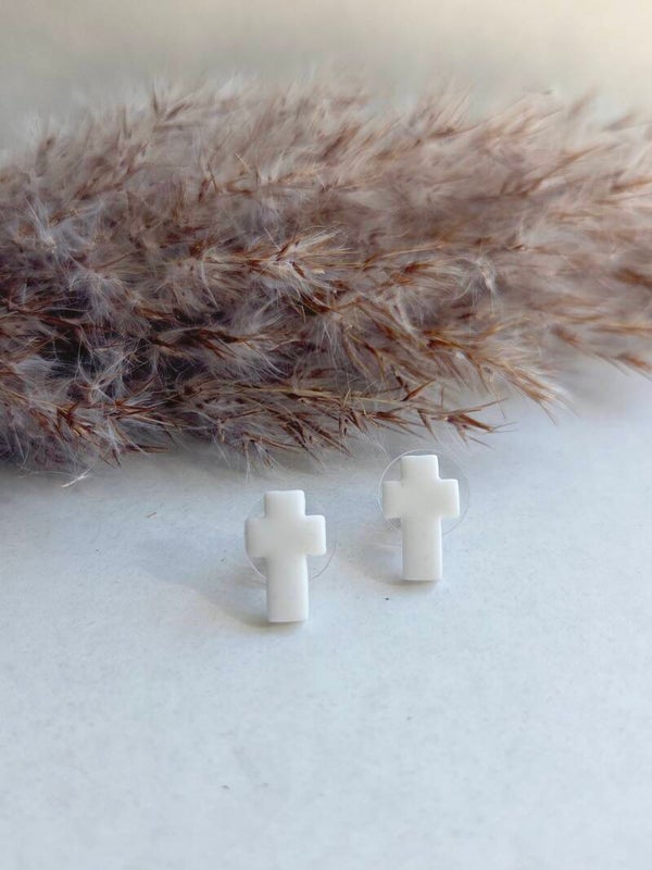 Stud Cross // wit
