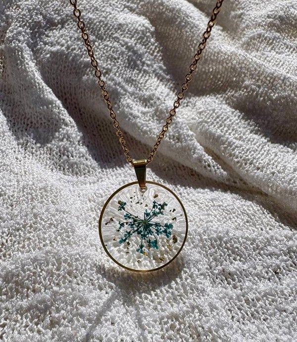 Collar flor azul