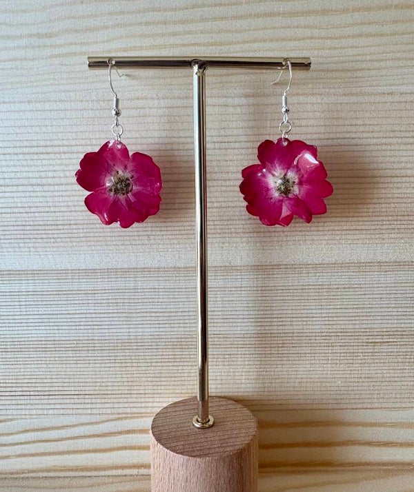 Pendientes de rosa silvestre