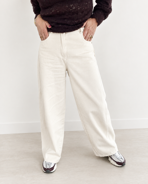 Barrel jeans