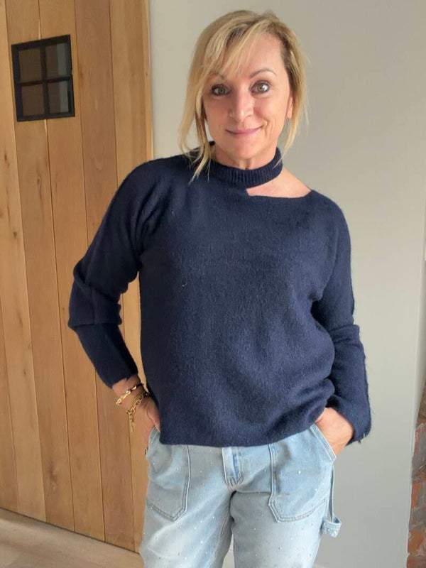 Soft trui  Helena met schouderdetail