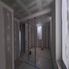 1000011282-standard.jpg