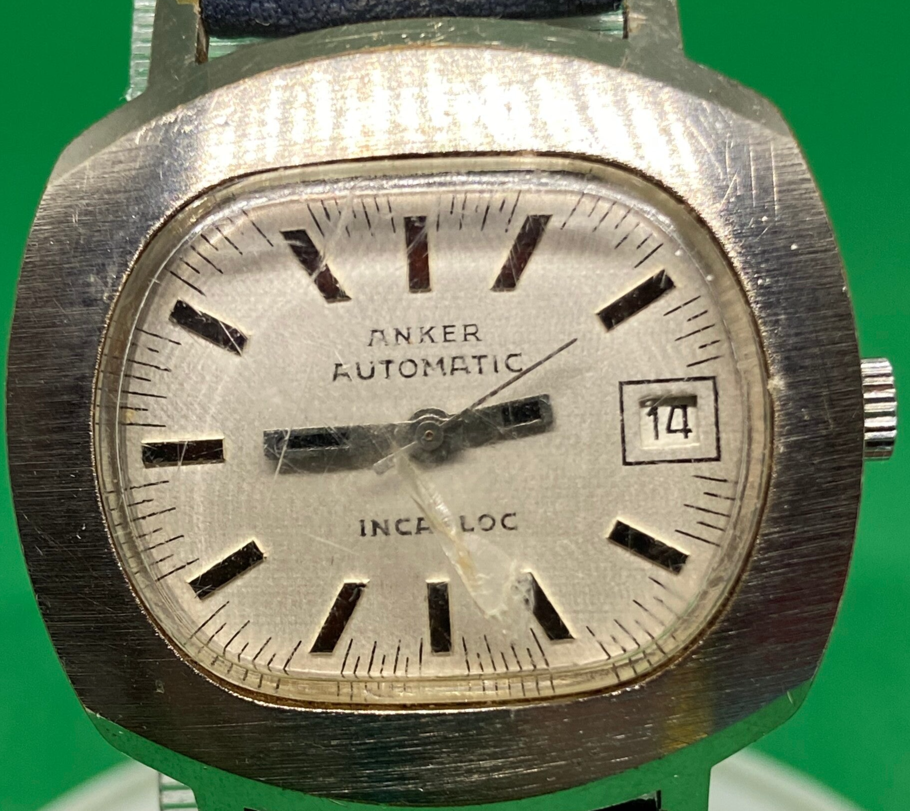 Anker automatic discu safe