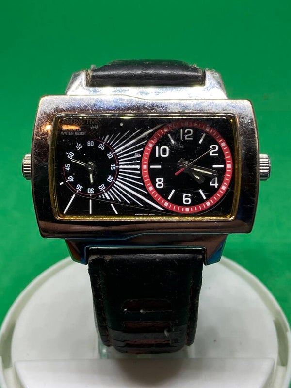 Q&Q Attractive  - DA08J315Y-1