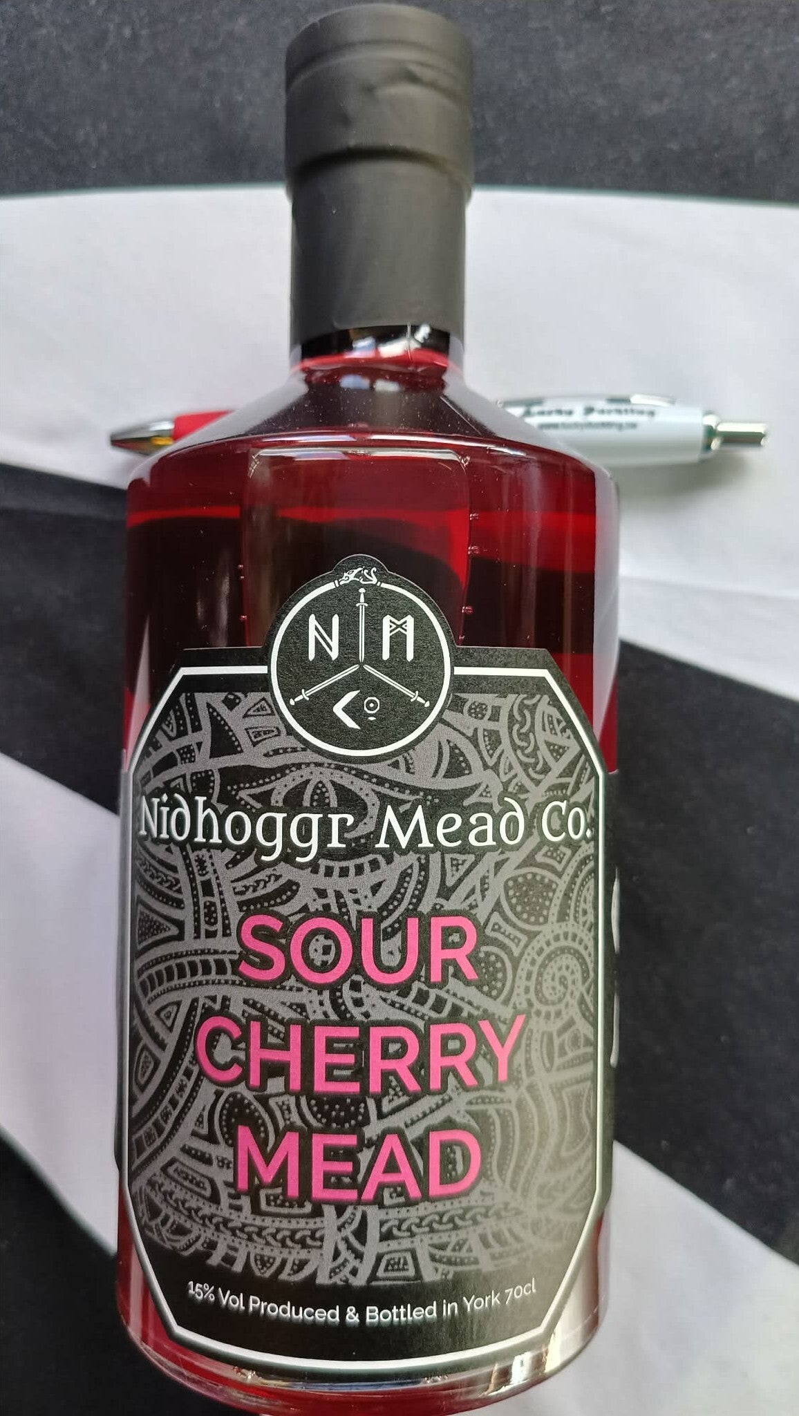 Mede - Nidhoggr Sour Cherry