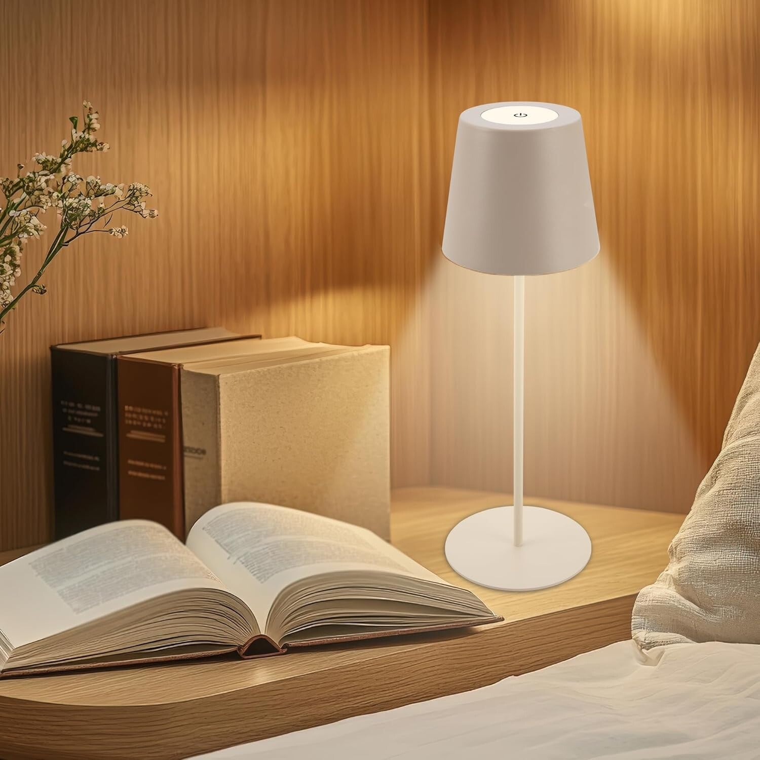 Eine weiße Lampe