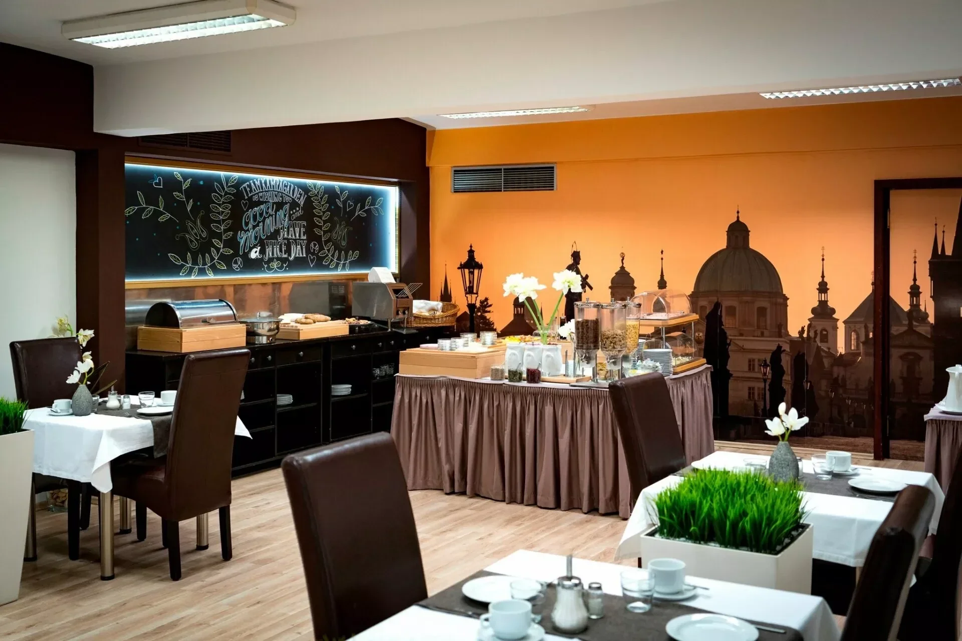 pytloun-kampa-garden-hotel-restaurant-81488-standard.webp