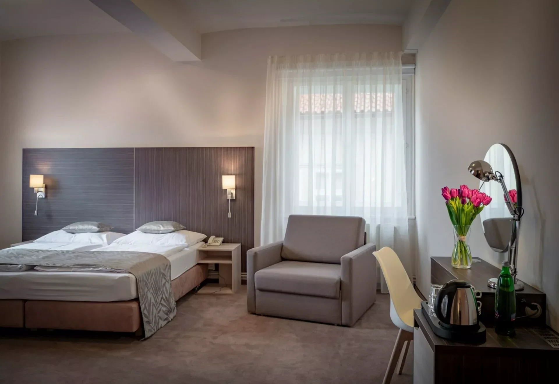 pytloun-kampa-garden-hotel-zimmer-81953-standard.webp