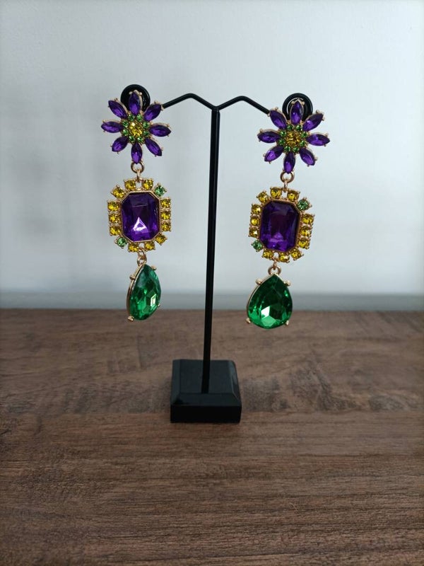 BOUCLES D'OREILLES