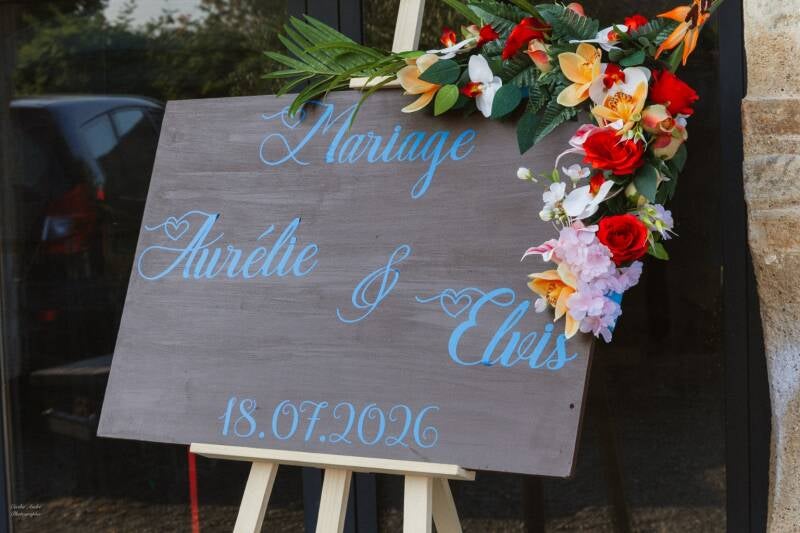 Panneau de mariage fleuri personnalisé