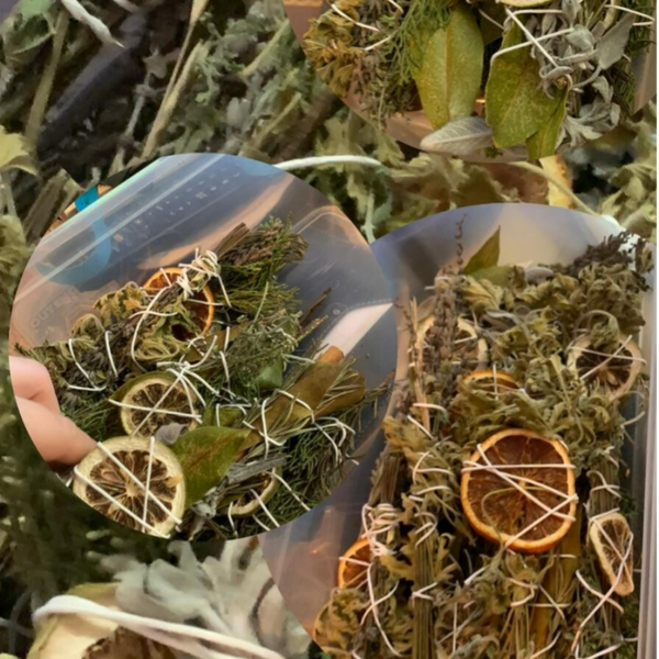Herbes de purification à brûler