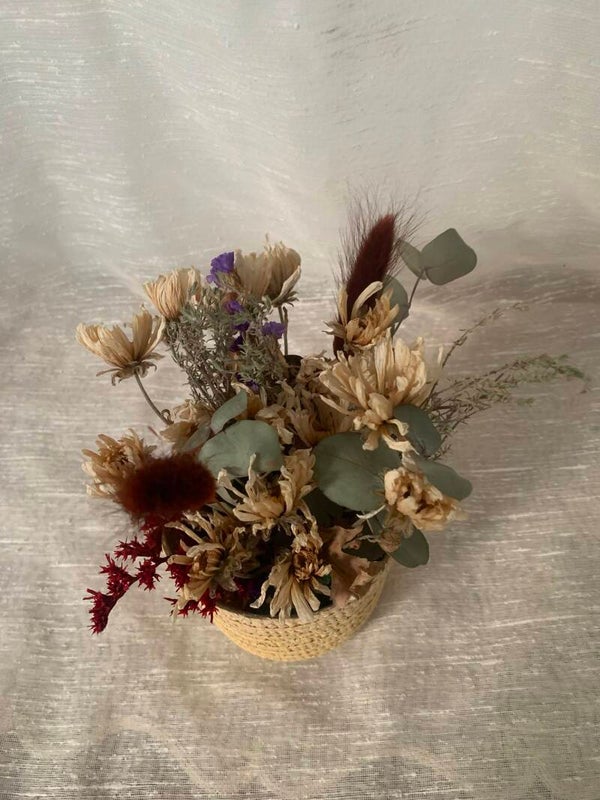Composition petit panier "romantique" fleurs séchées