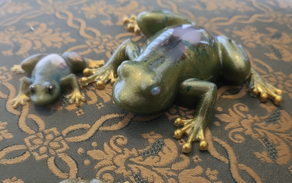 Frog Friend with small buddy