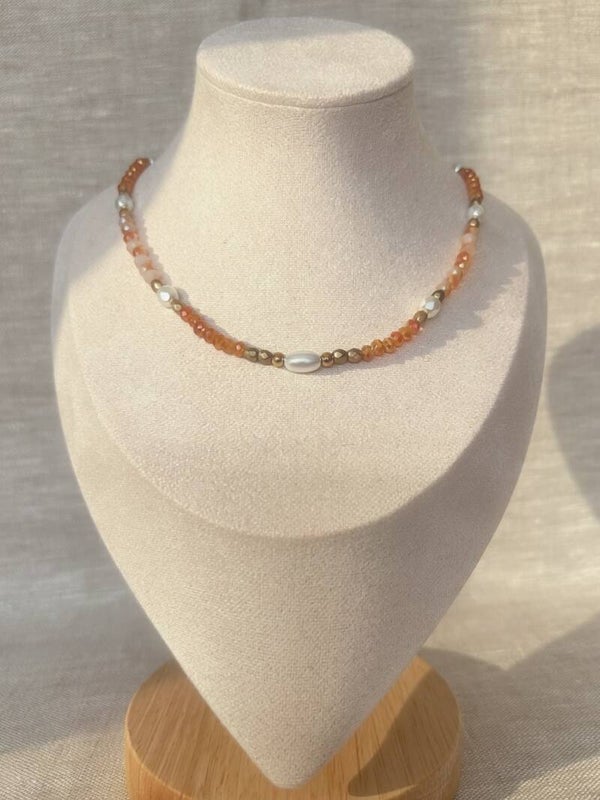 Collier Terracota – Perles Pêche Dorées