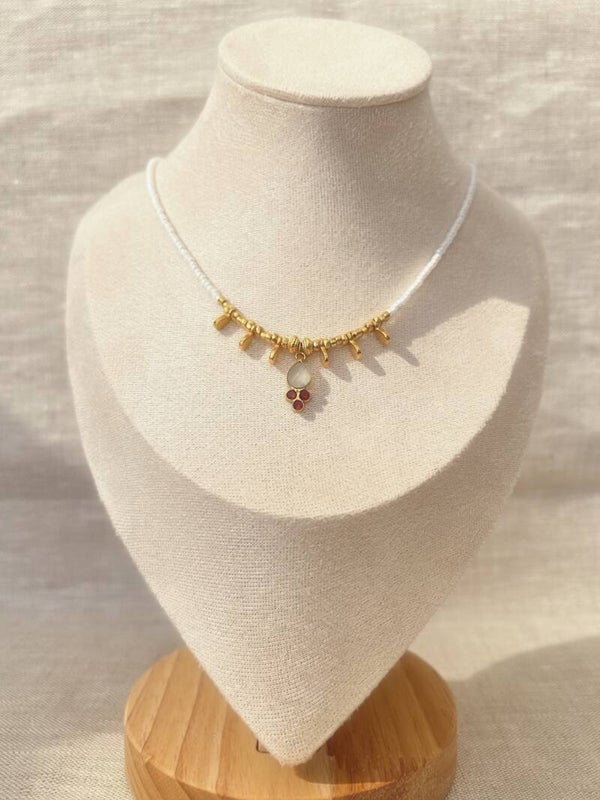 Collier Emma – Calcédoine Grenat, Or Fin