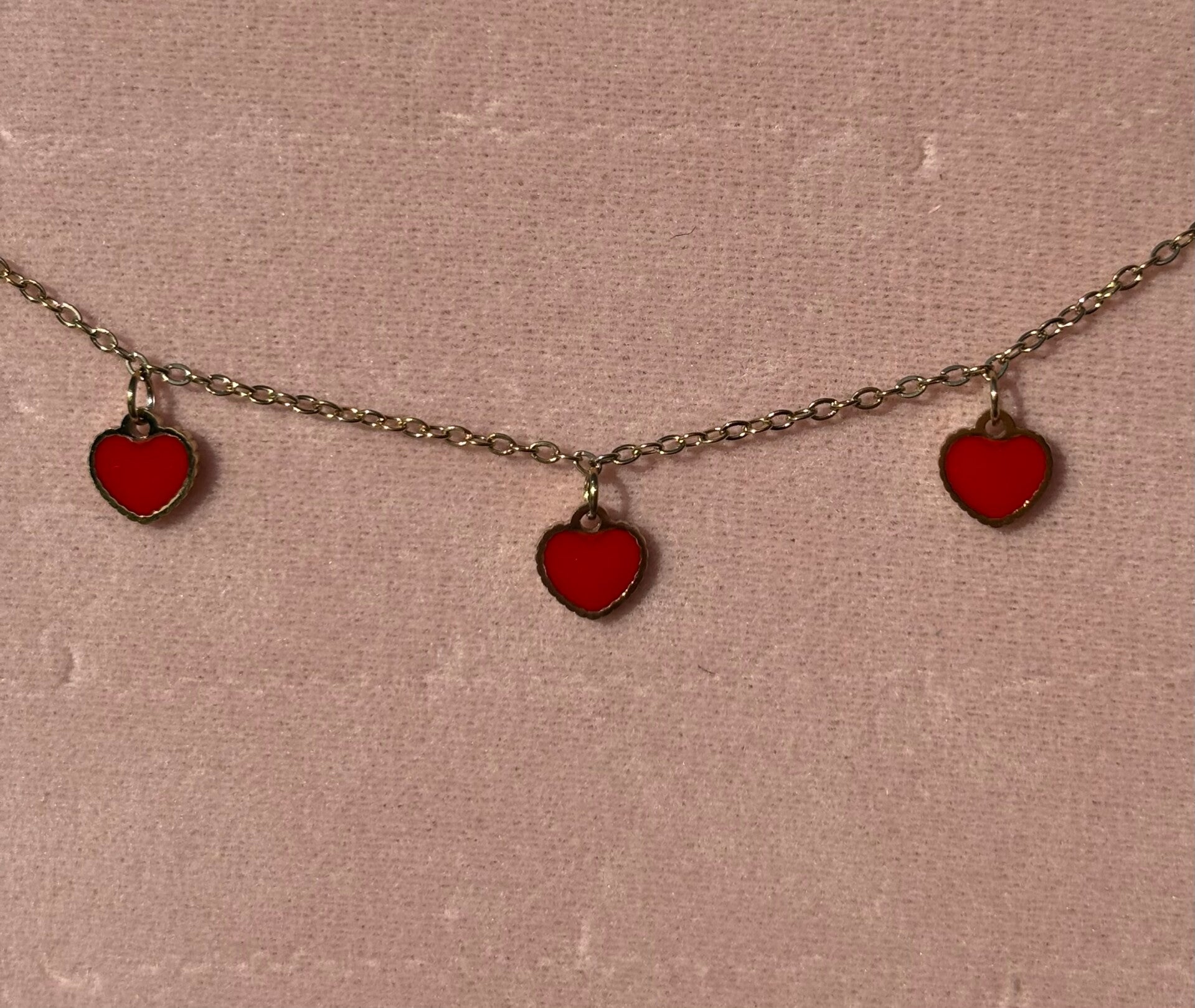 armbandje: hartjes rood
