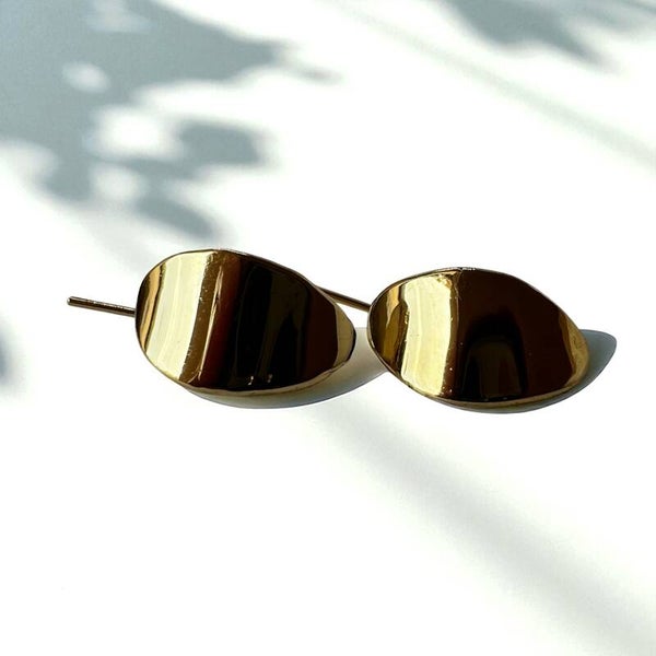 Shield Ear Hook - Gold