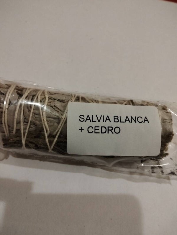 Atadito Salvia Blanca y Cedro 10cm