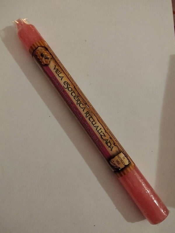 Vela Rosa Atrae Nuevos Romances