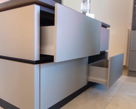 Grifflose Schubkästen