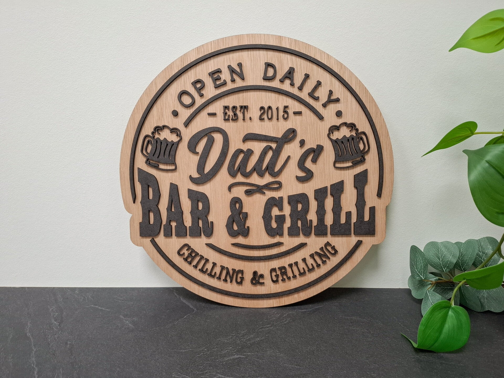 Rond Houten BBQ Bord - Chilling & Grilling