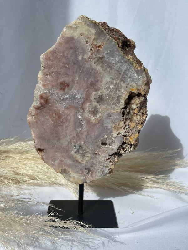 Roze Amethist op standaard 24cm