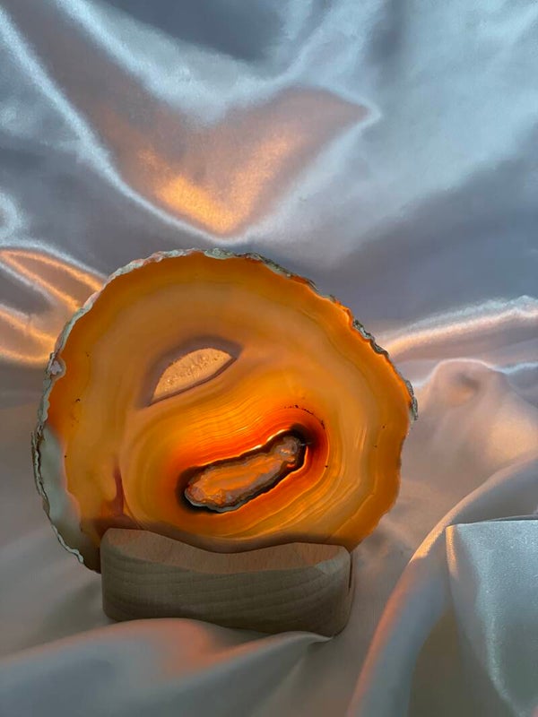 Agaat schijf op houten theelichthouder