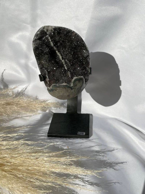 Zwarte Sugar Amethist