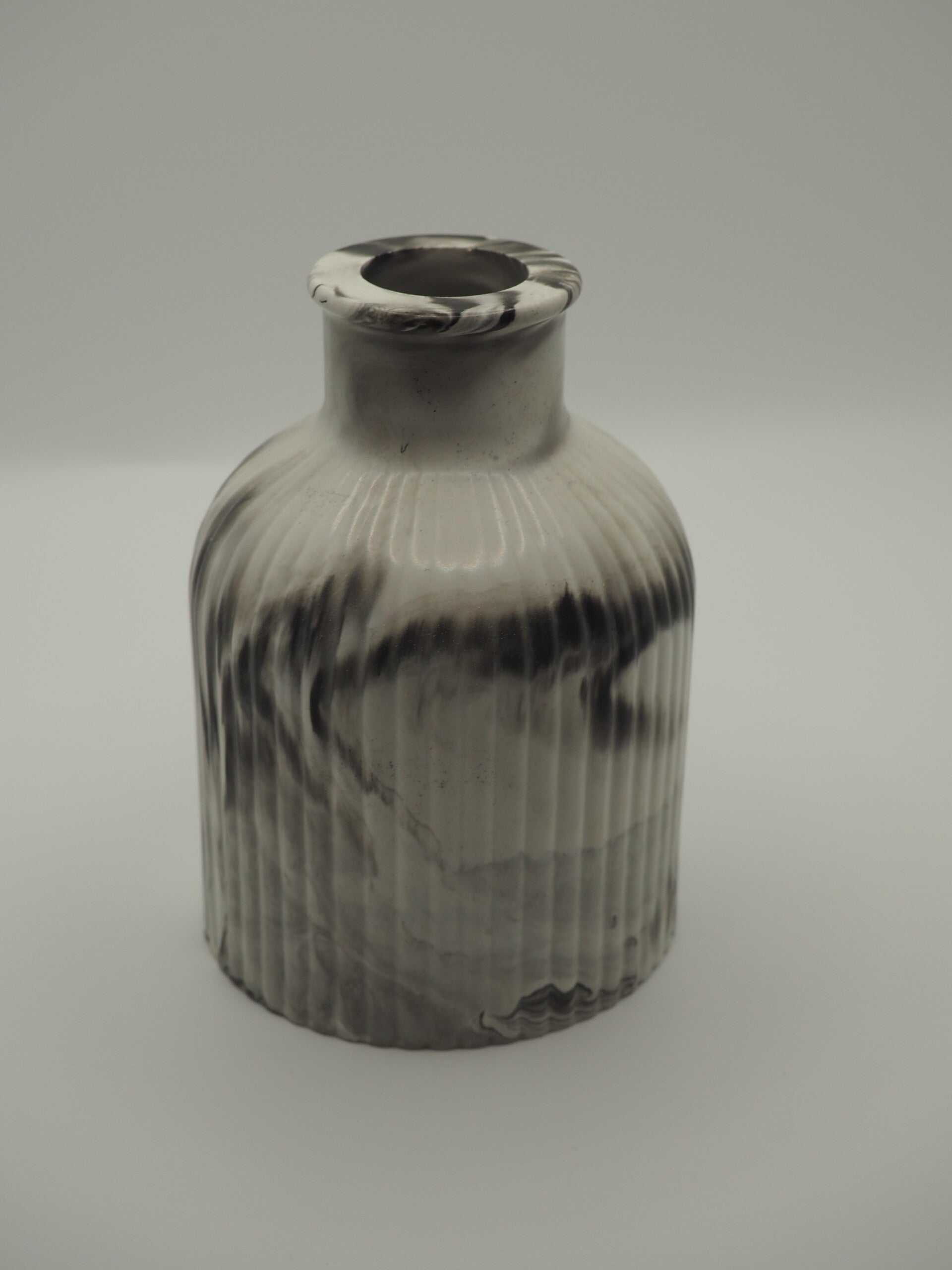 Vase Elisa schwarzweiß