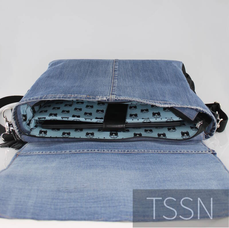 Binnenkant denim big shopper model Lisa.