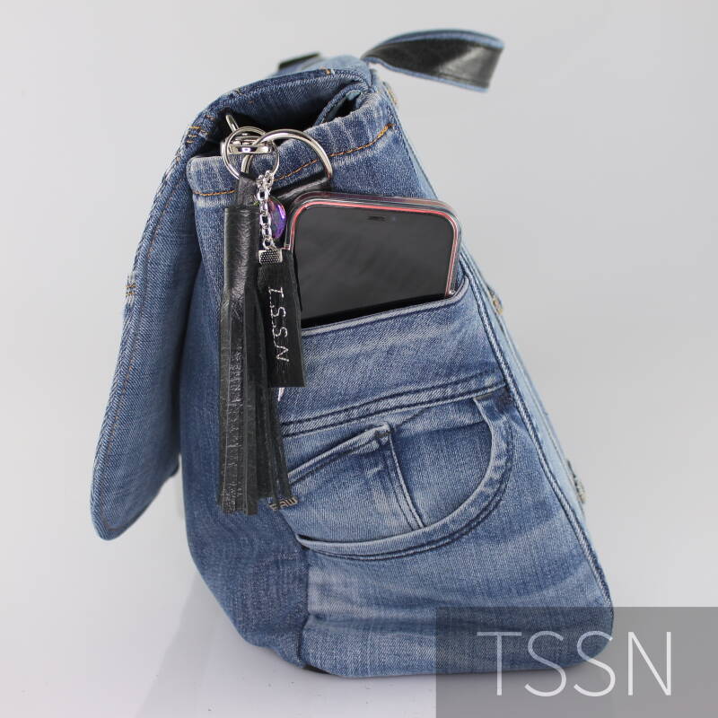 Zijkant denim big shopper model Lisa.